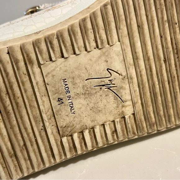 Giuseppe Zanotti Zip-Detailed Lace Up Sneakers - Picture 10 of 11